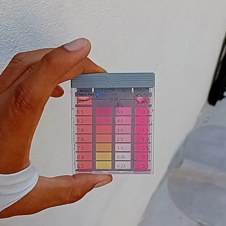 Muestra de agua cloraminas